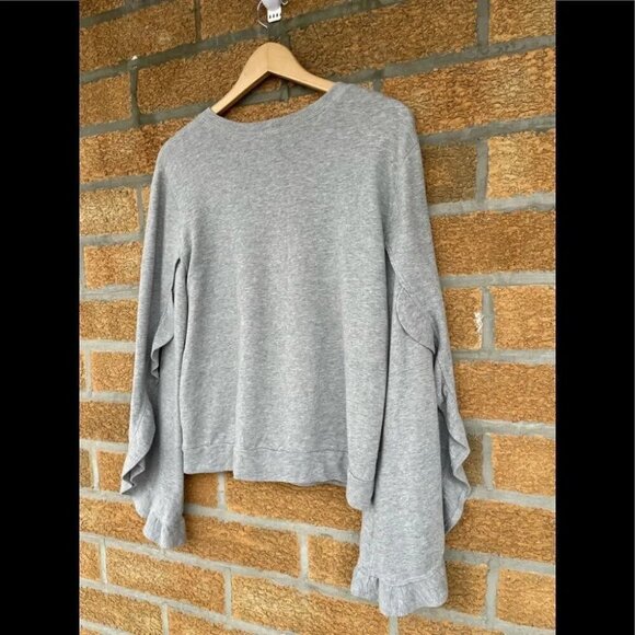 Alc Ruffle Sleeve Grey Sweater medium - Picture 7 of 12